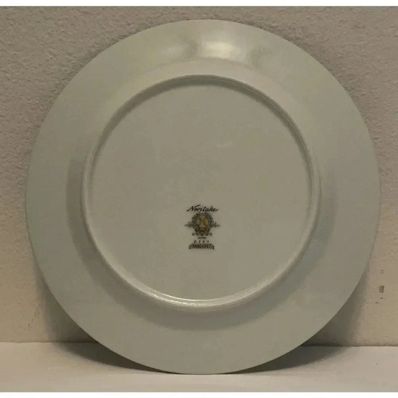 Vintage Noritake 6243‎ Margaret 8.25” Salad Plate - Picture 2 of 3